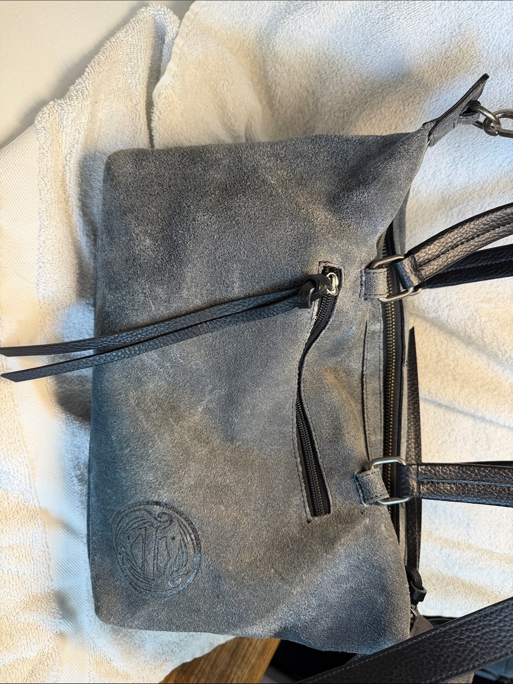 Harley-Davidson Blue- Grey Suede Shoulder Bag with Studs Charm crossbody strap - Picture 2 of 11